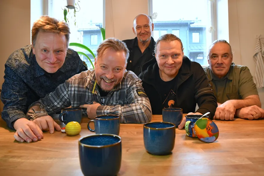 <p>Kolmas Nainen</p>